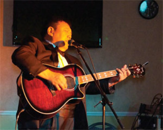 Н.Ганхуяг: Синатрагийн дуунуудыг сонсох тусам амттай